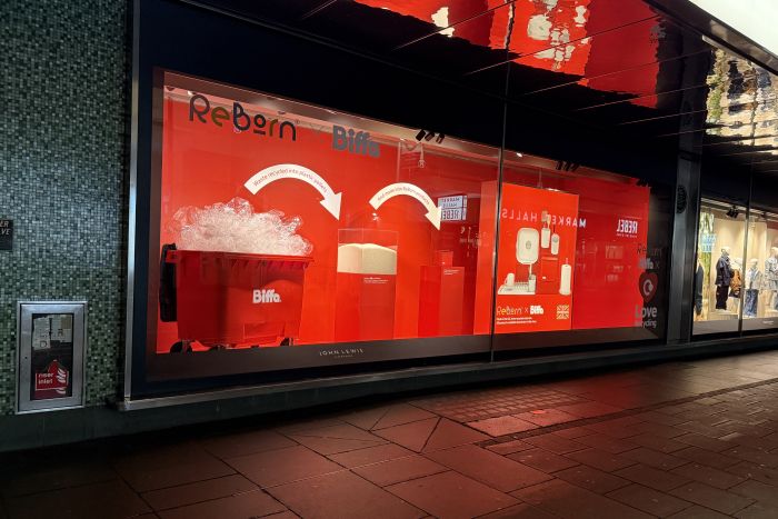 From Bin to Beautiful: Why Waste Took Centre Stage on Oxford Street 🌍✨